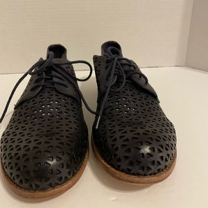 NWOT Patricia Nash Italian Leather Oxfords Size 8.5